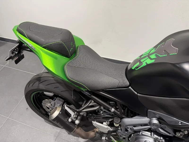 Z 900