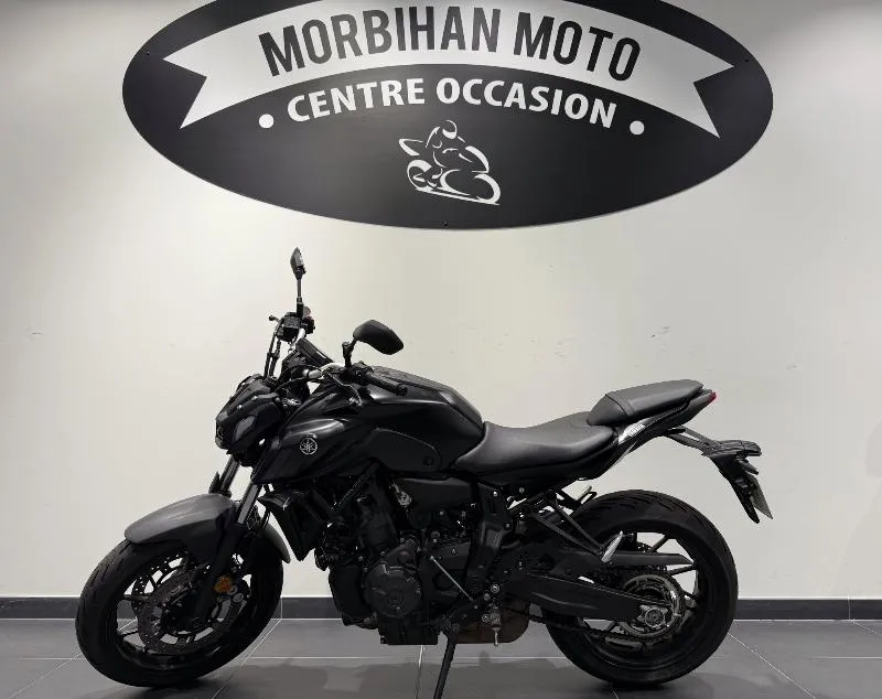 MT07