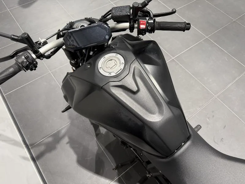 MT07