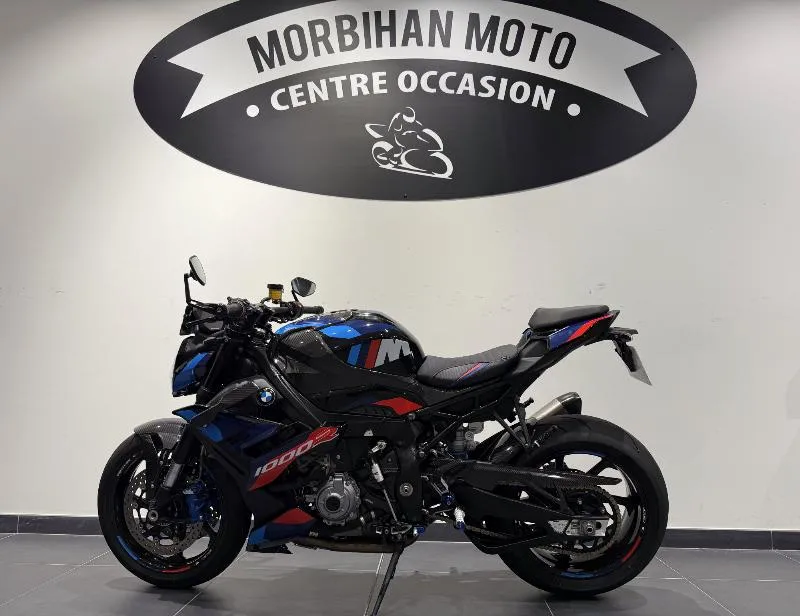 M 1000 R