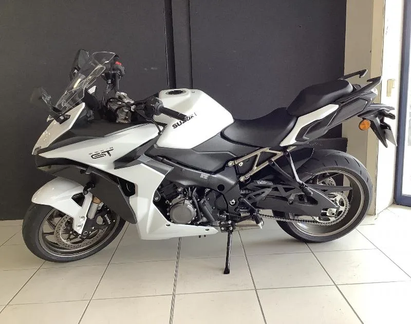 GSXS 1000 GT