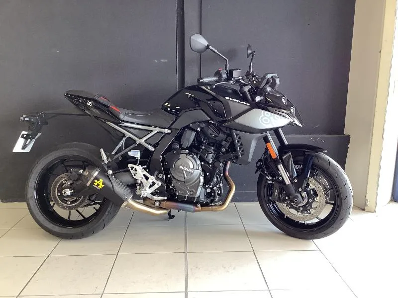 GSX8S
