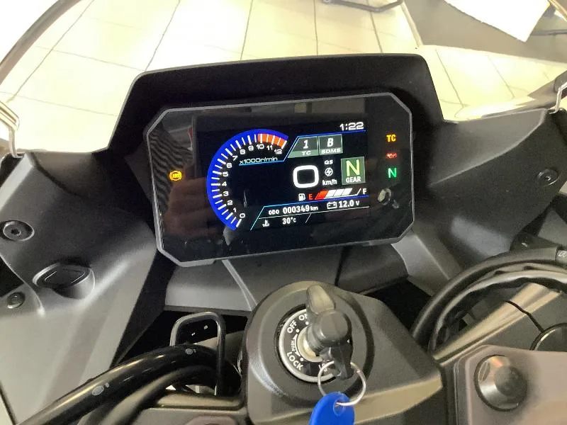 GSX8R