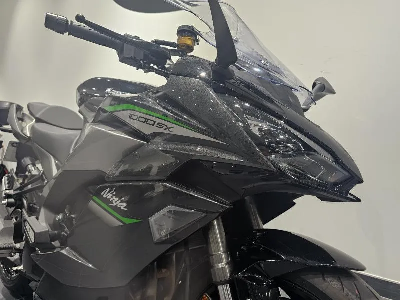 NINJA 1000 SX