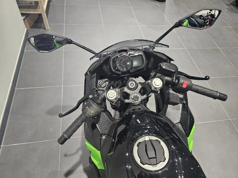 NINJA 400