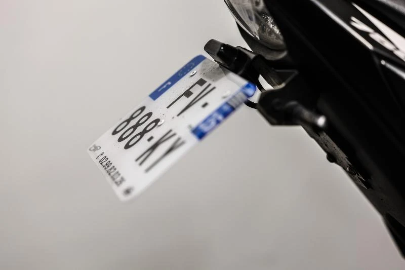GSXS 750