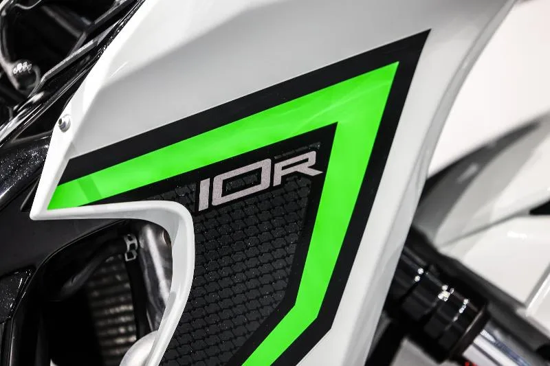 ZX10R