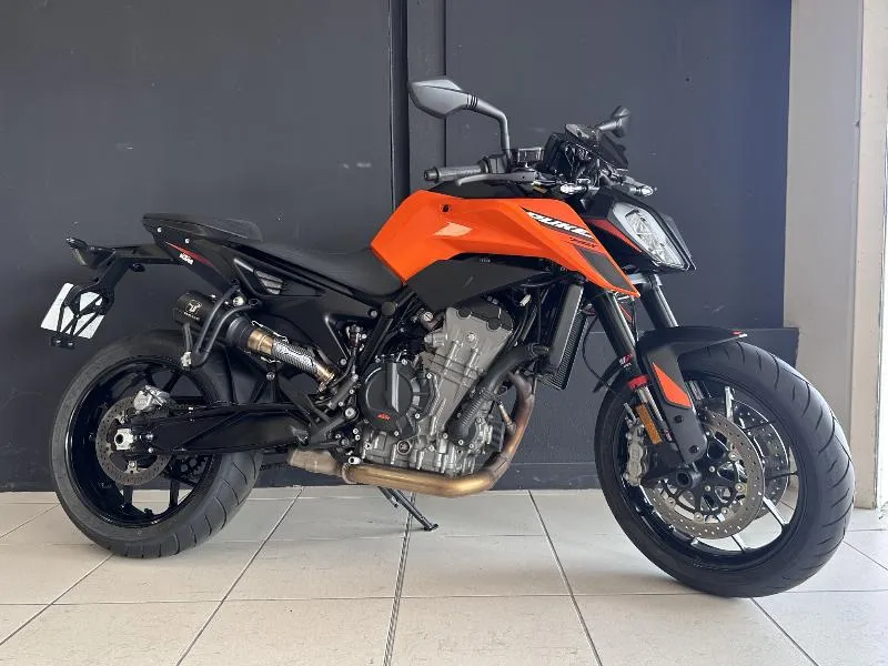 790 DUKE ABS