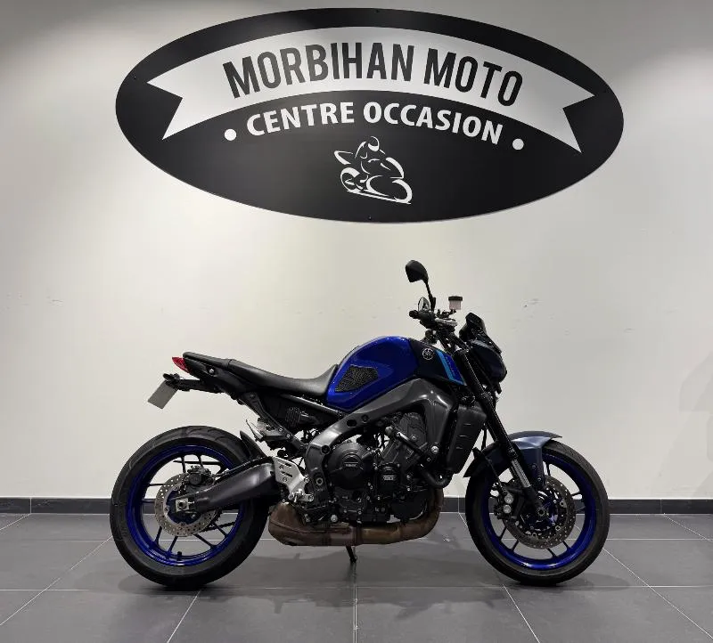 MT09