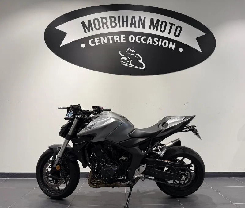 CB 1000 Hornet