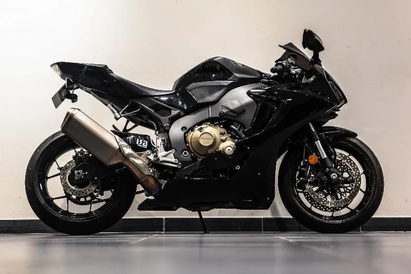 CB 1000 RR