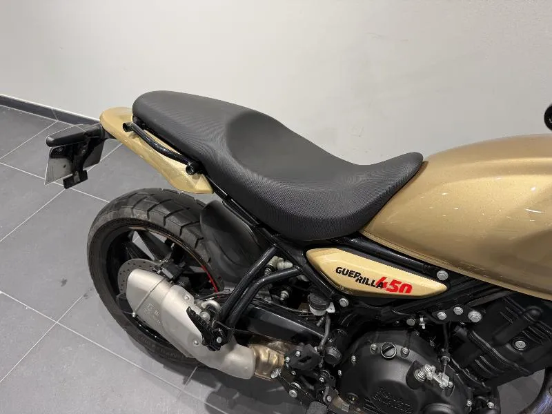 GUERRILLA  450