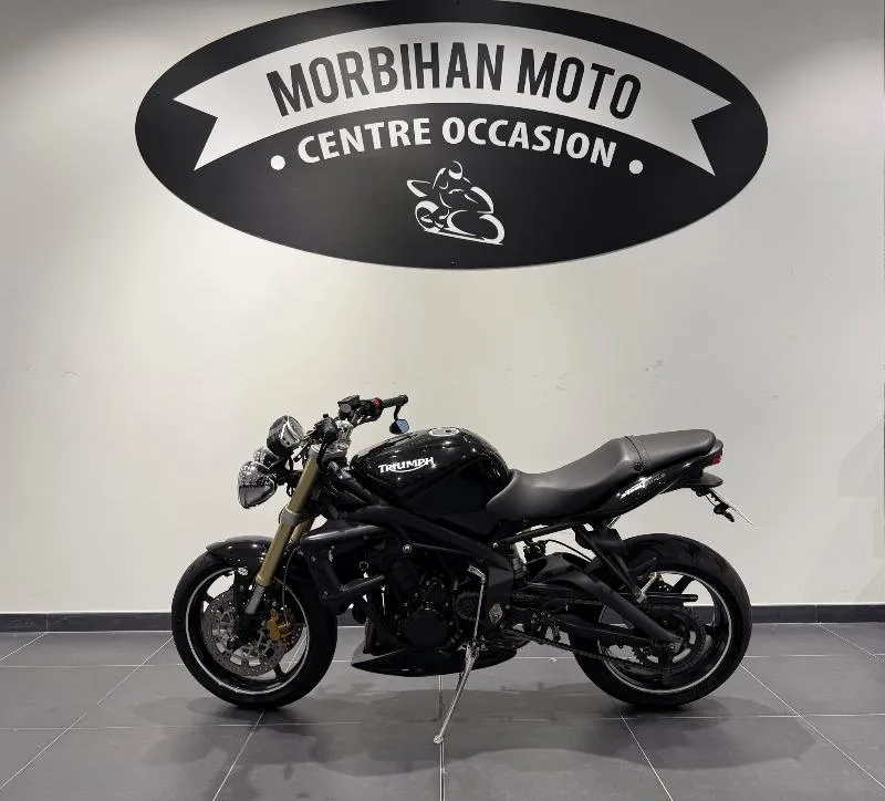 STREET TRIPLE 675 R