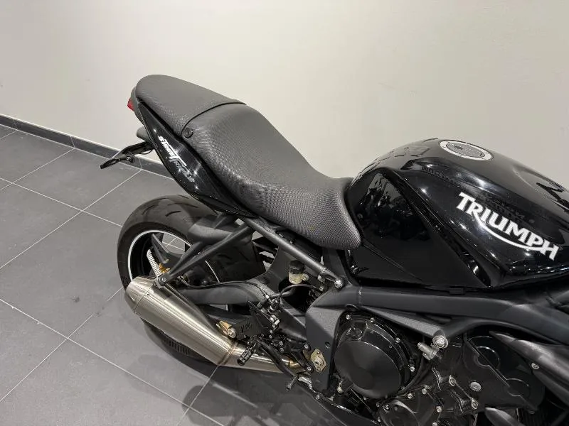 STREET TRIPLE 675 R