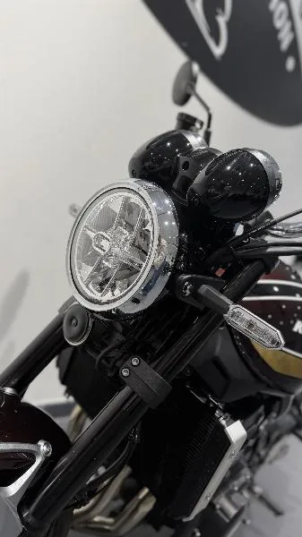 Z 900