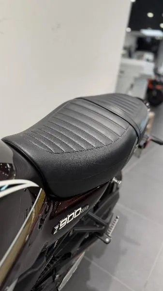 Z 900