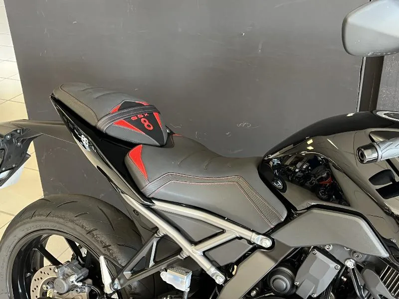 GSX8S