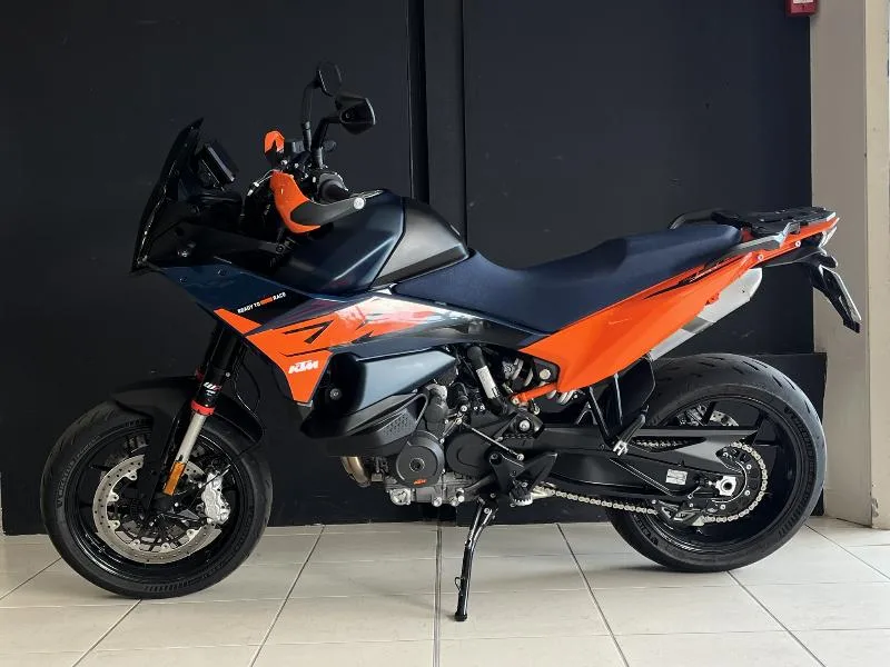 890 ADVENTURE SMT