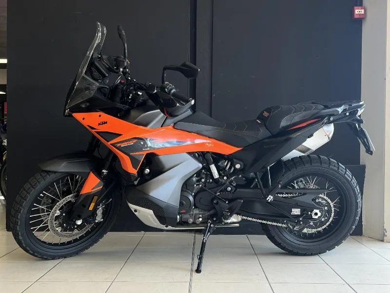 790 ADVENTURE