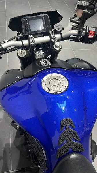 MT09