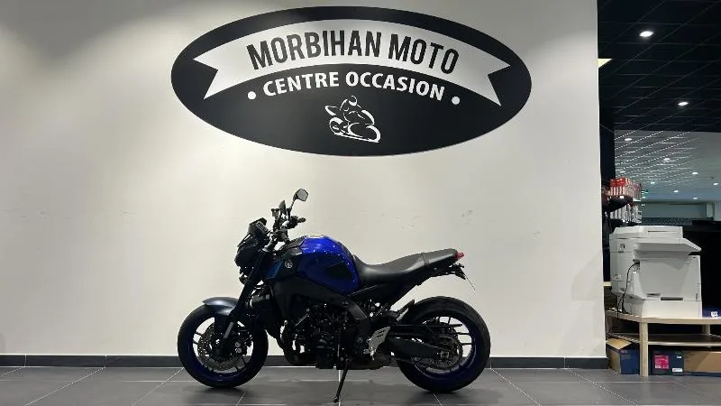 MT09