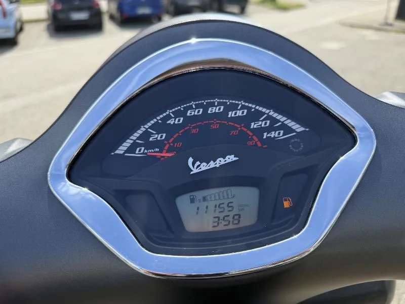 GTS 125 SUPER SPORT