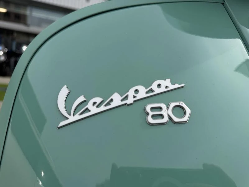 GTS 310 ANNIVERSAIRE 80 ANS