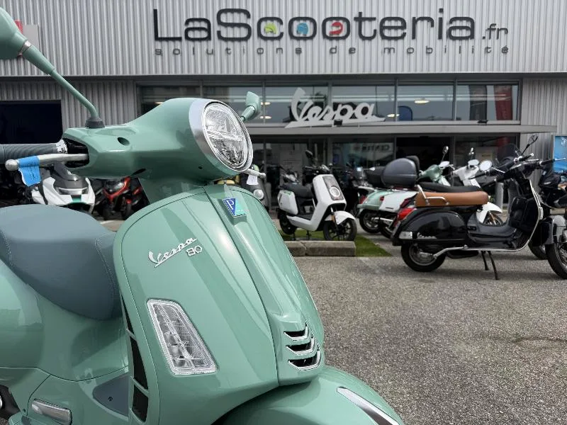 GTS 310 ANNIVERSAIRE 80 ANS