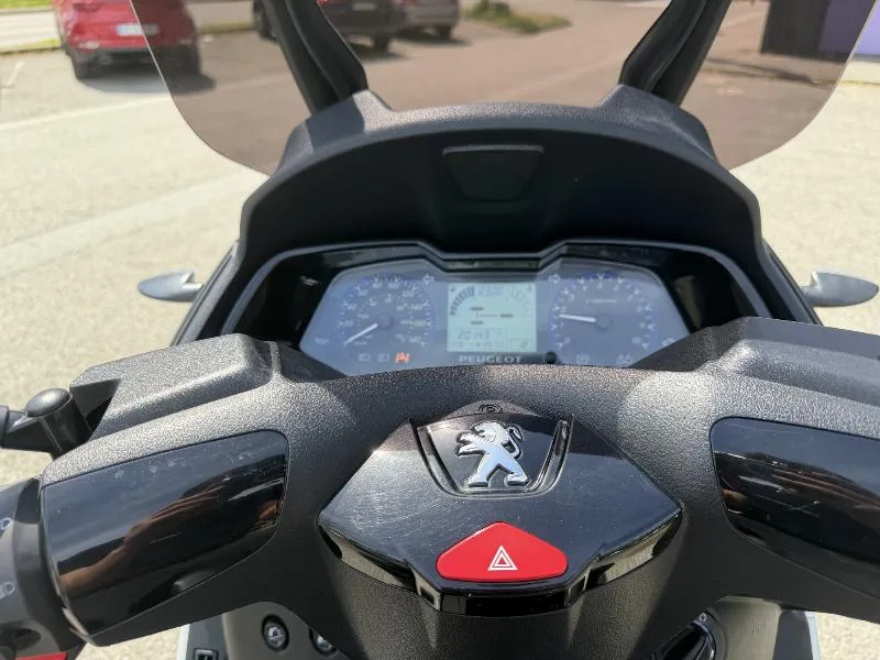 METROPOLIS 400