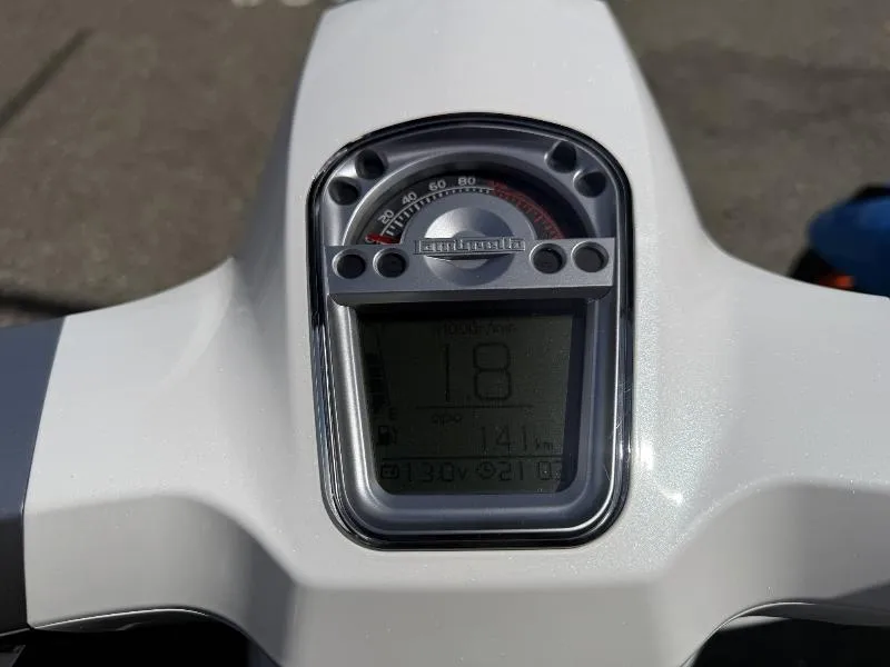 V125