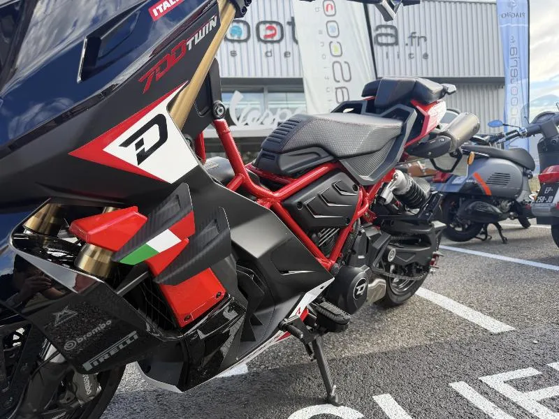 DRAGSTER 700 TWIN