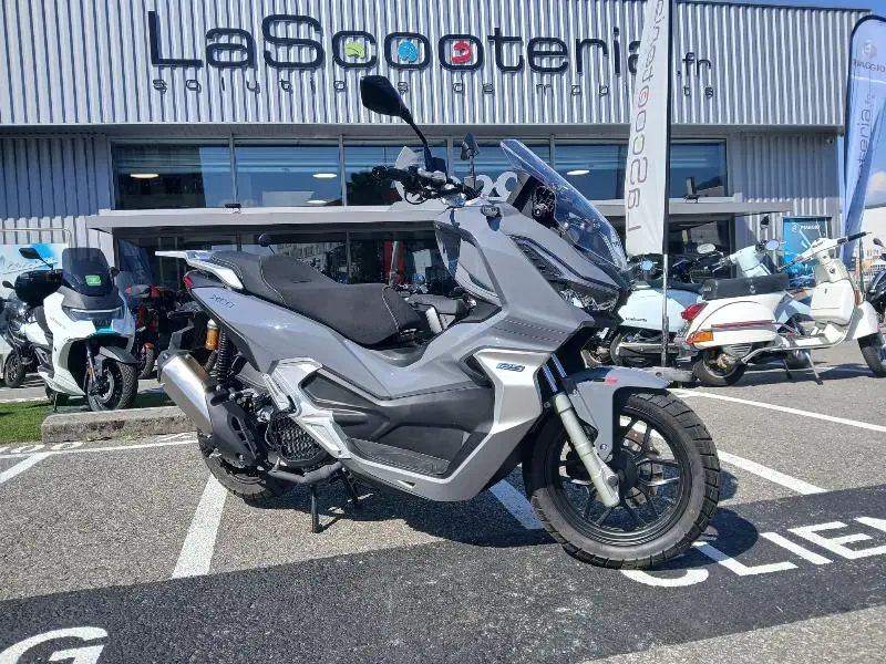 XCO 125