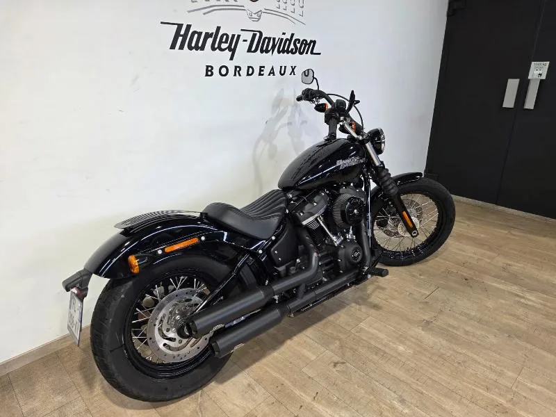 SOFTAIL STREET BOB 1745