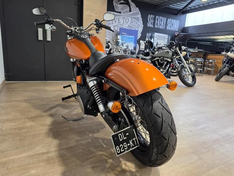 DYNA STREET BOB 1690
