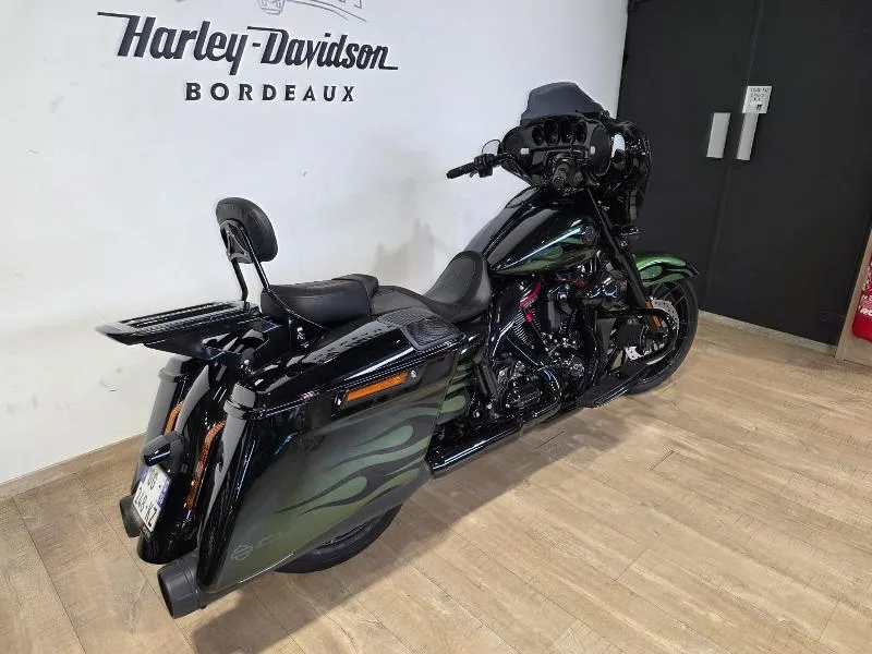 TOURING STREET GLIDE 1923 CVO 