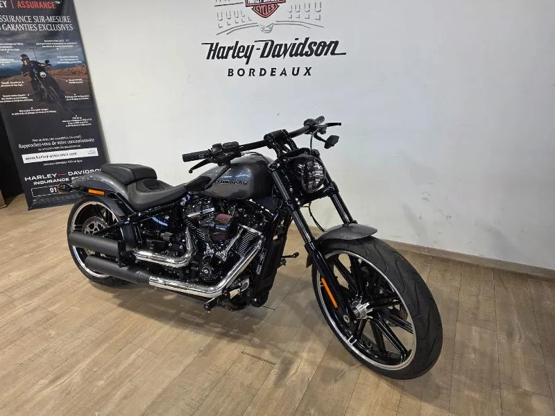 SOFTAIL BREAKOUT 1868