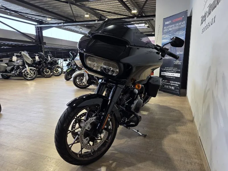 TOURING ROAD GLIDE 1923 ST