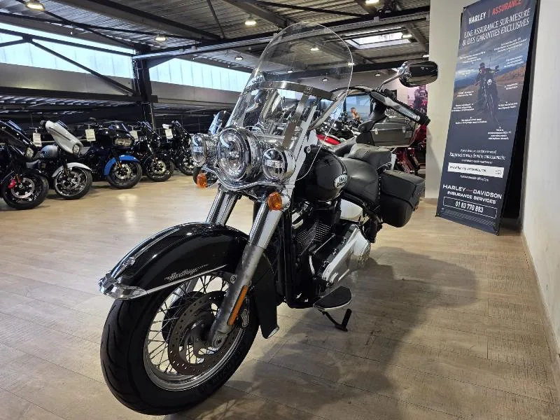 SOFTAIL HERITAGE 1868 CLASSIC