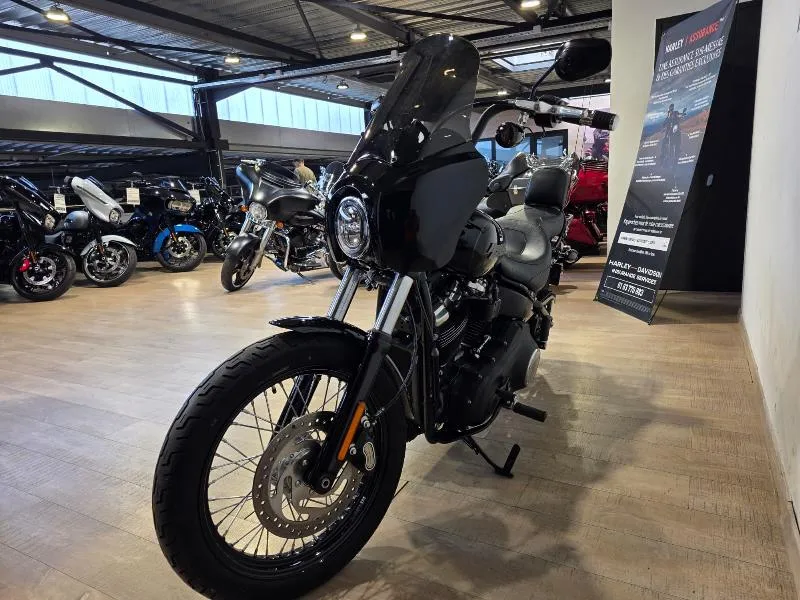 SOFTAIL STREET BOB 1745