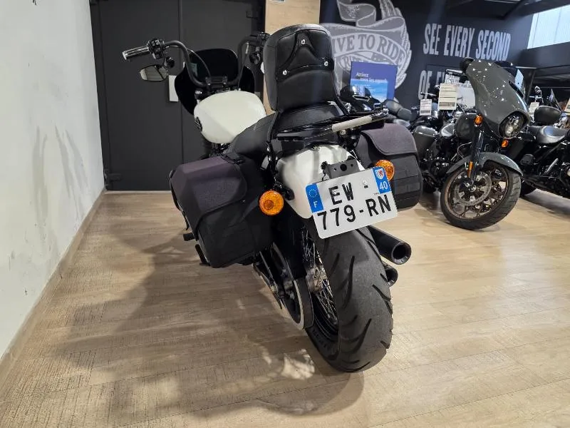 SOFTAIL STREET BOB 1745