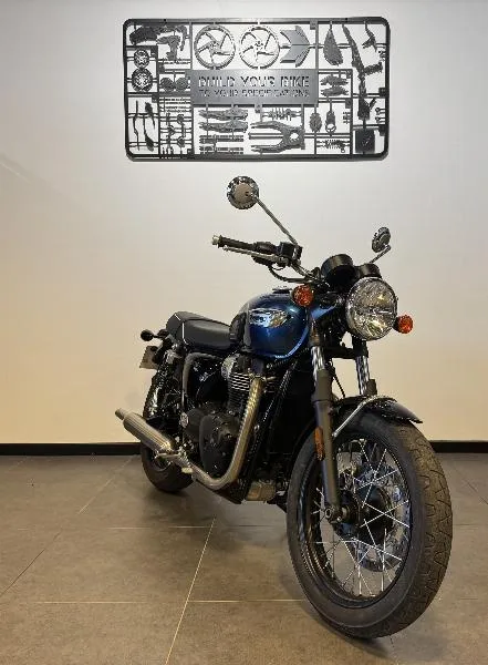 Bonneville T100