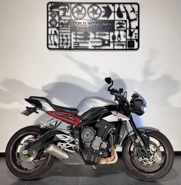 STREET TRIPLE 765 R