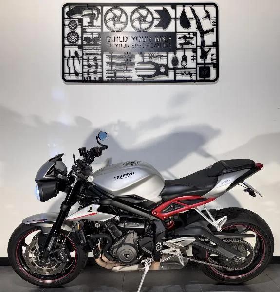 STREET TRIPLE 765 R
