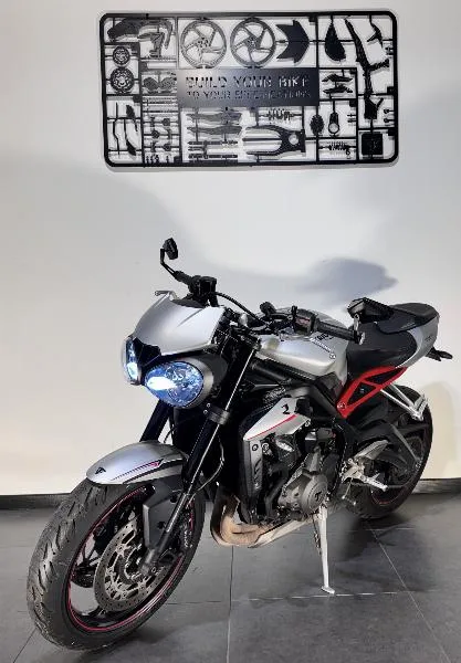 STREET TRIPLE 765 R