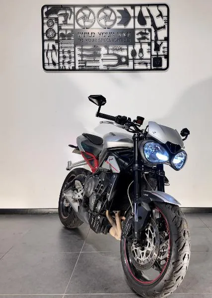 STREET TRIPLE 765 R