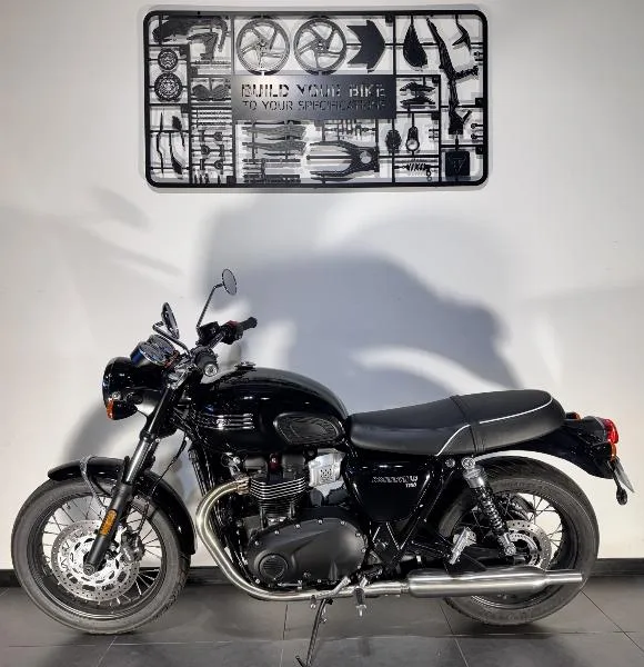 Bonneville T100