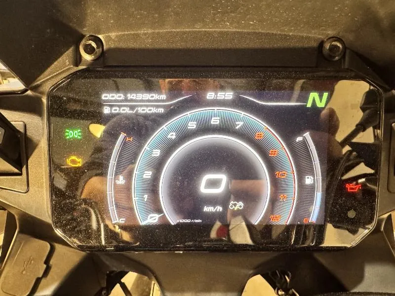 MT 700