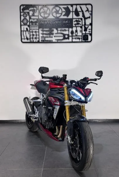 SPEED TRIPLE 1200 RS
