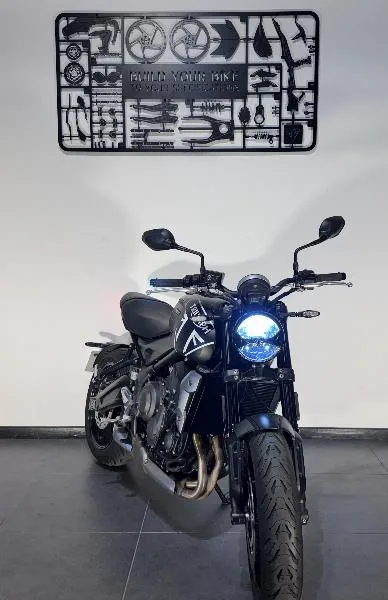 TRIDENT 660