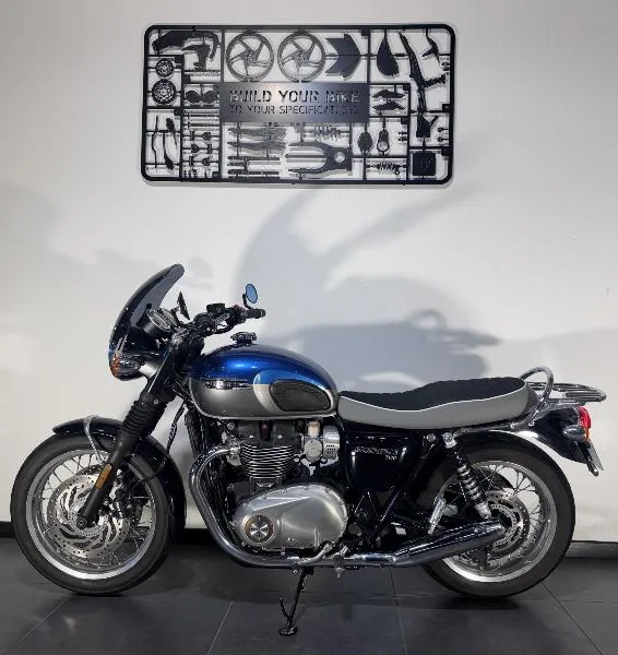 BONNEVILLE T120